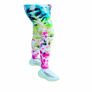 
                  
                    Load image into Gallery viewer, Colorburst Tie Dye Sweatsuit
                  
                
